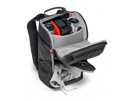 Advanced Compact 1 рюкзак для CSC з чохлом-дощовиком
